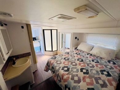 ALL AGE PARK, PET FRIENDLY, $550/MONTH LOT RENT UTILITIES - photo 13