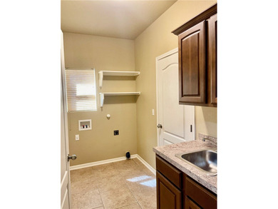 A rare opportunity to own this beautifully maintained 4 bedroom - photo 14