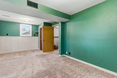 This spacious multi-level home in Eau Claire is full of - photo 21