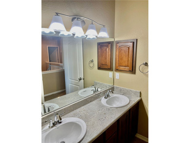 A rare opportunity to own this beautifully maintained 4 bedroom - photo 22