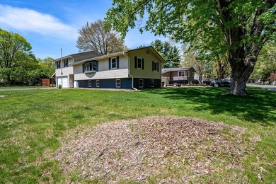 This spacious multi-level home in Eau Claire is full of - photo 29