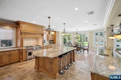 Explore Colonial-style masterpiece located in the prestigious - photo 10