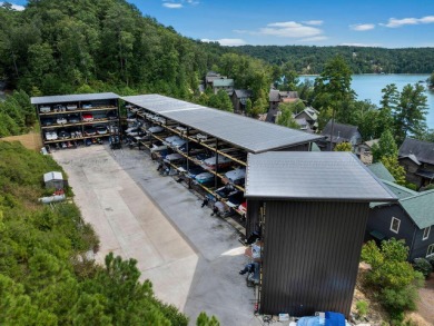 The most private home in beautiful Silverock Cove where luxury - photo 41