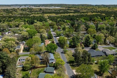 This spacious multi-level home in Eau Claire is full of - photo 42