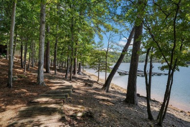 The most private home in beautiful Silverock Cove where luxury - photo 43