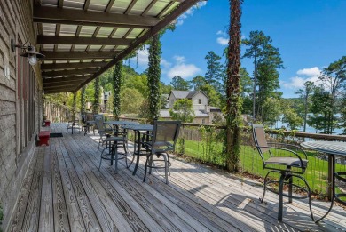 The most private home in beautiful Silverock Cove where luxury - photo 44