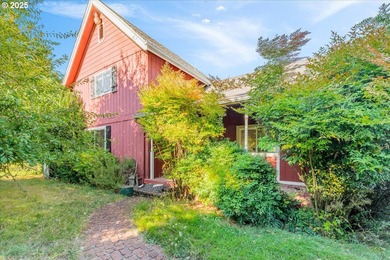 (private lake, pond, coastal) Home For Sale in Sthelens Oregon