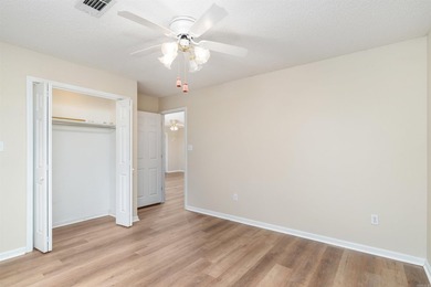 Don't miss out on this beautiful 3-bedroom, 2-bath home - photo 17