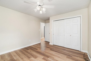 Don't miss out on this beautiful 3-bedroom, 2-bath home - photo 20