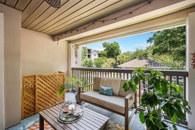 Beautiful and completely renovated, this stylish 1-bedroom villa - photo 20