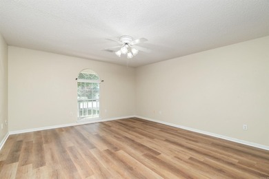 Don't miss out on this beautiful 3-bedroom, 2-bath home - photo 21