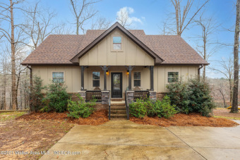 Lewis Smith Lake Home For Sale in Arley Alabama