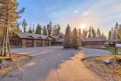 319 Skywood offers a rare combination of acreage, functional - photo 2