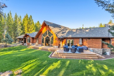 319 Skywood offers a rare combination of acreage, functional - photo 6