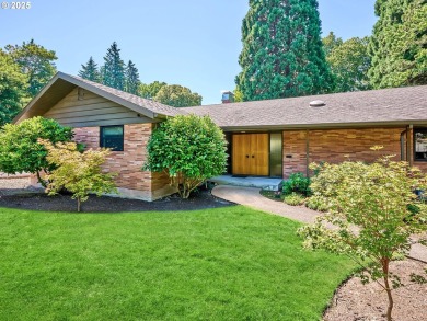 Lake Condo For Sale in Portland, Oregon
