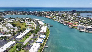 This beautifully updated 2 bedroom, 1 bath condo offers the - photo 33