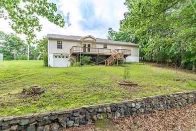 Don't miss out on this beautiful 3-bedroom, 2-bath home - photo 35