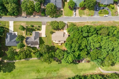 Don't miss out on this beautiful 3-bedroom, 2-bath home - photo 39