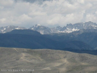 Fremont Lake Acreage For Sale in Pinedale Wyoming