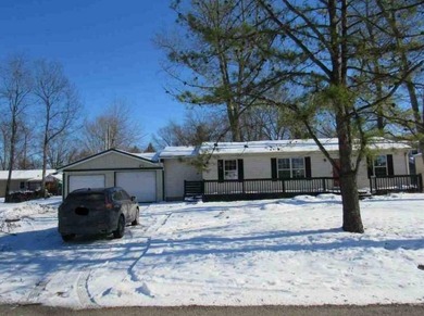 Buckeye Lake Home For Sale in Thornville Ohio