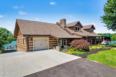 Enjoy the best of Douglas Lake living in this beautifully - photo 3