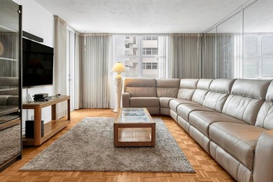 EASY TO SHOW WITH COURTESY NOTICE. BRIGHT AND SPACIOUS 2 BEDROOM - photo 12