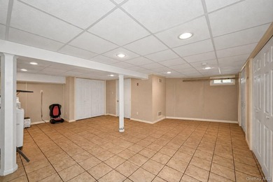 Lovingly Maintained Detached Colonial Nestled on a Beautiful - photo 15