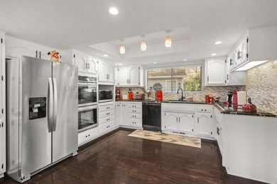 Perfect Lakehead Getaway Peaceful Living Near Shasta Lake Escape - photo 15