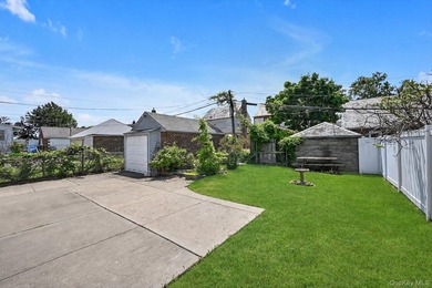 Lovingly Maintained Detached Colonial Nestled on a Beautiful - photo 17