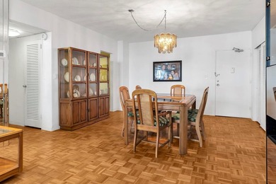 EASY TO SHOW WITH COURTESY NOTICE. BRIGHT AND SPACIOUS 2 BEDROOM - photo 17