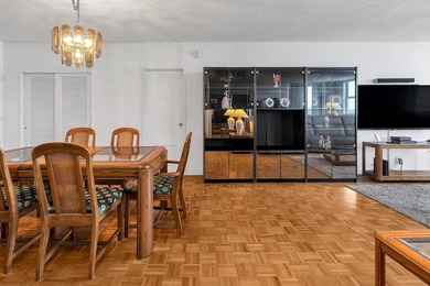 EASY TO SHOW WITH COURTESY NOTICE. BRIGHT AND SPACIOUS 2 BEDROOM - photo 18