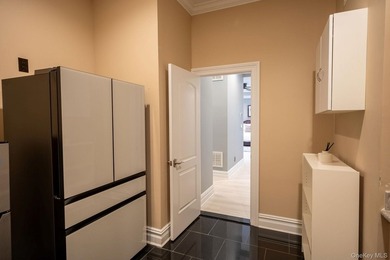 Gorgeous Colonial Style Home Nestled In A Secure And Exclusive - photo 22