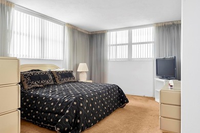 EASY TO SHOW WITH COURTESY NOTICE. BRIGHT AND SPACIOUS 2 BEDROOM - photo 24