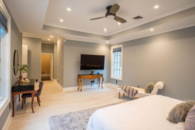 Gorgeous Colonial Style Home Nestled In A Secure And Exclusive - photo 27