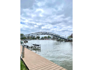 Lake Condo For Sale in Russells Point, Ohio