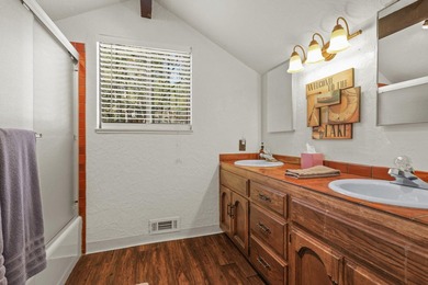 Perfect Lakehead Getaway Peaceful Living Near Shasta Lake Escape - photo 36