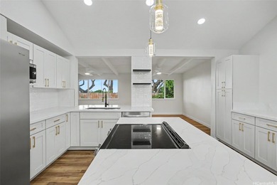 Turnkey 3-bedroom, 2-bath home in the heart of Mililani! This - photo 1