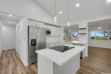 Turnkey 3-bedroom, 2-bath home in the heart of Mililani! This - photo 2