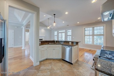 Welcome home to this beautifully maintained 3-bedroom, 3-bath - photo 22