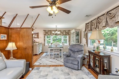 Welcome to 276 Parkway Drive in the Peconic River Park community - photo 9