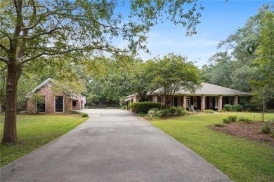 Lake Pontchartrain Home For Sale in Slidell Louisiana
