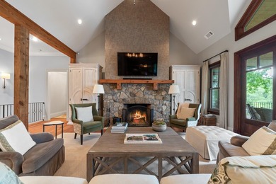 FULLY FURNISHED LAKE FRONT ESTATE LOCATED ON A COVE IN THE - photo 11