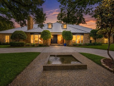 A private, gated retreat in Dallas, 6160 Spring Valley Road - photo 1
