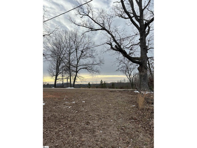 Beautiful 3.25 acre homesite offering privacy and space to build - photo 14