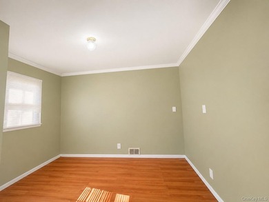 Welcome to this charming home located on a quiet cul-de-sac! - photo 21