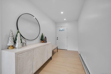 Welcome to 788 Dean Drive in Baldwin! This charming ranch-style - photo 2