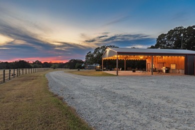 Discover the perfect blend of rustic charm and modern comfort - photo 23