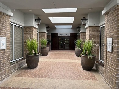 3 bedroom, 3 bath direct oceanfront The Sea Crest Villa located - photo 24