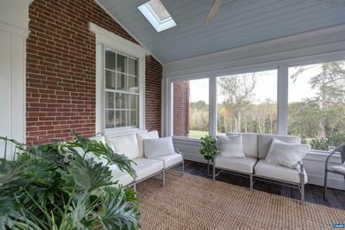 Bel Aire - Elegant and timeless, this stately 1810 Federal-style - photo 25