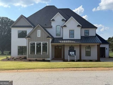 (private lake, pond, creek) Home For Sale in Jefferson Georgia